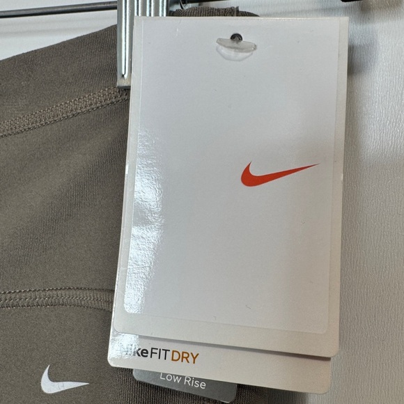 Nike Low Rise Cropped Pants Tan - Picture 6 of 8